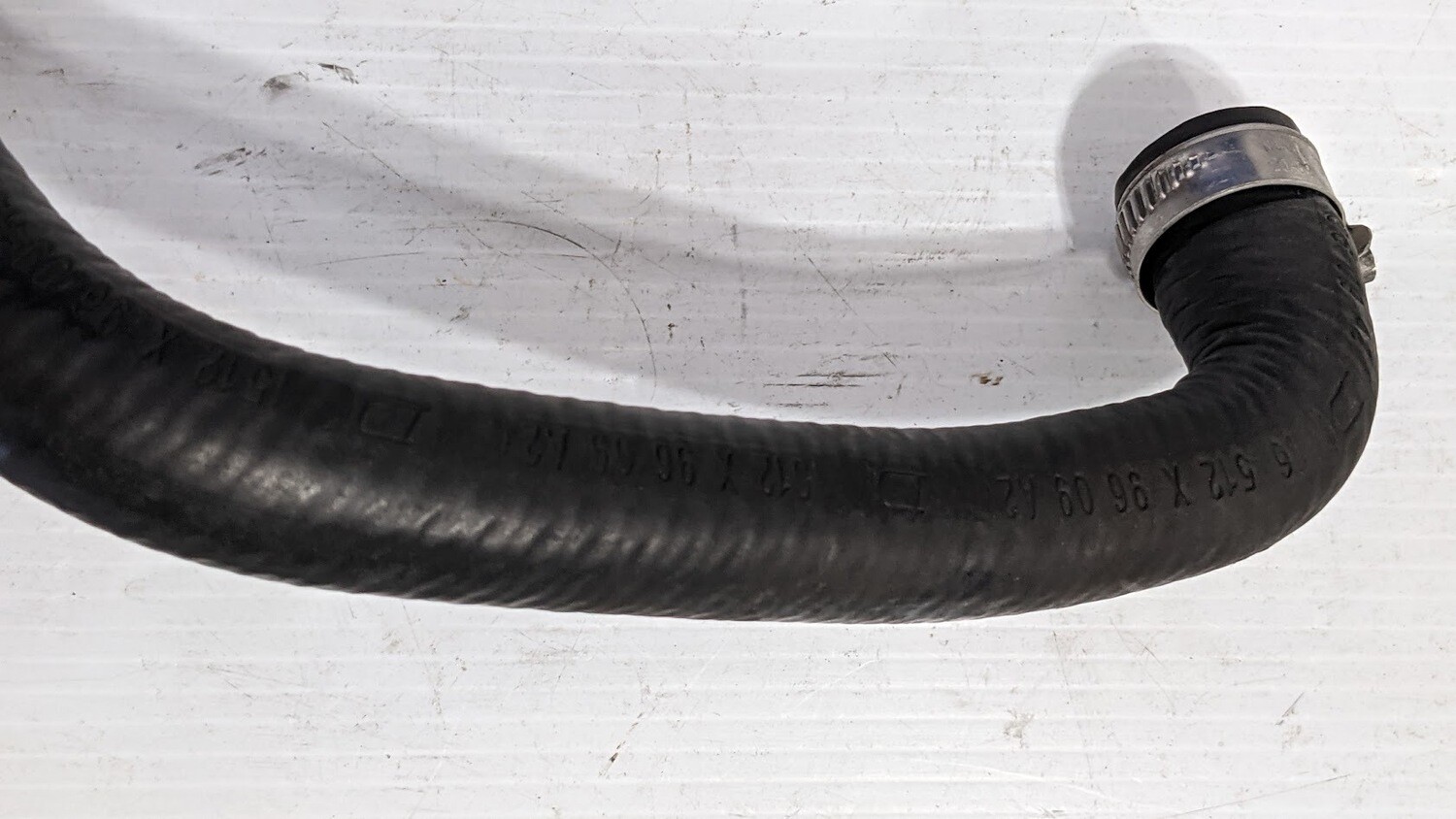 ROLLS ROYCE SILVER SPUR PART HOSE FROM ENGINE TO COOLANT TANK UE72492