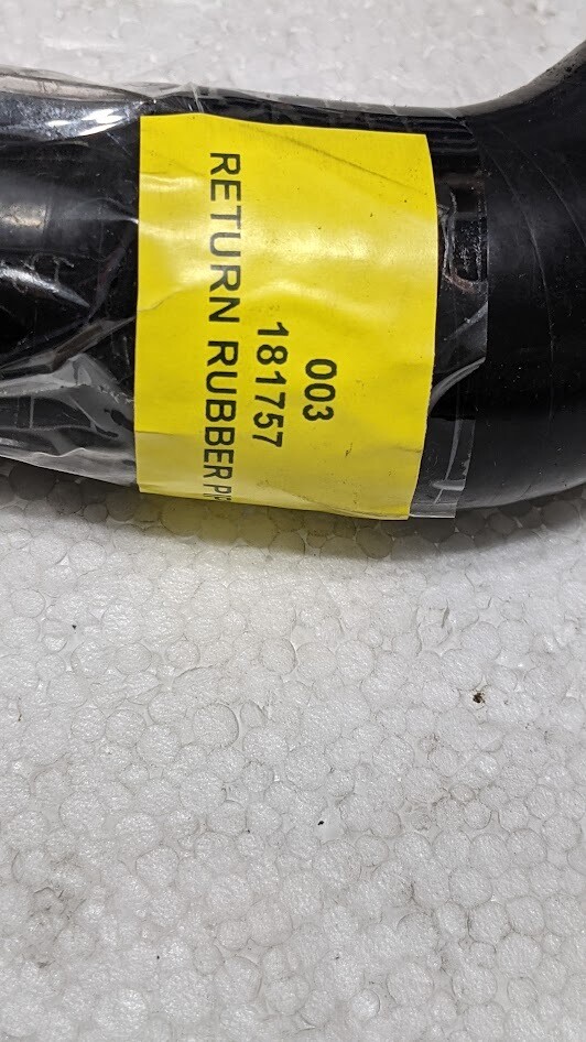 FERRARI 360 SPIDER PARTS 181757 RETURN RUBBER PIPE
