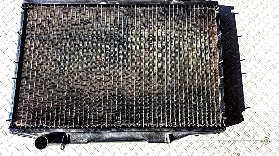 65 - 80 ROLLS ROYCE CORNICHE SHADOW RADIATOR WITH NEW CORE TESTED UR18102