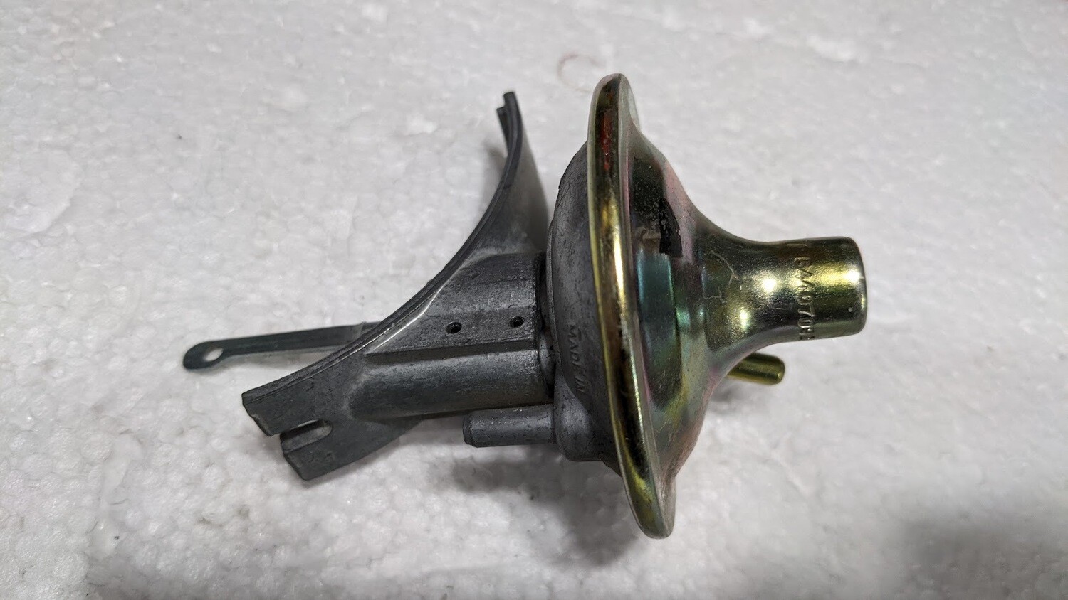 81 to 89 Rolls Royce Silver SPUR distributor VACUUM ADVANCE NEW CD6281SP