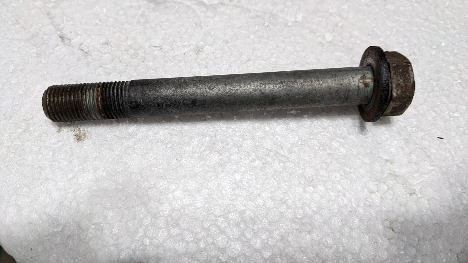Rolls Royce Silver Spirit Spur Dawn FRONT suspension BOLT FOR UR22863