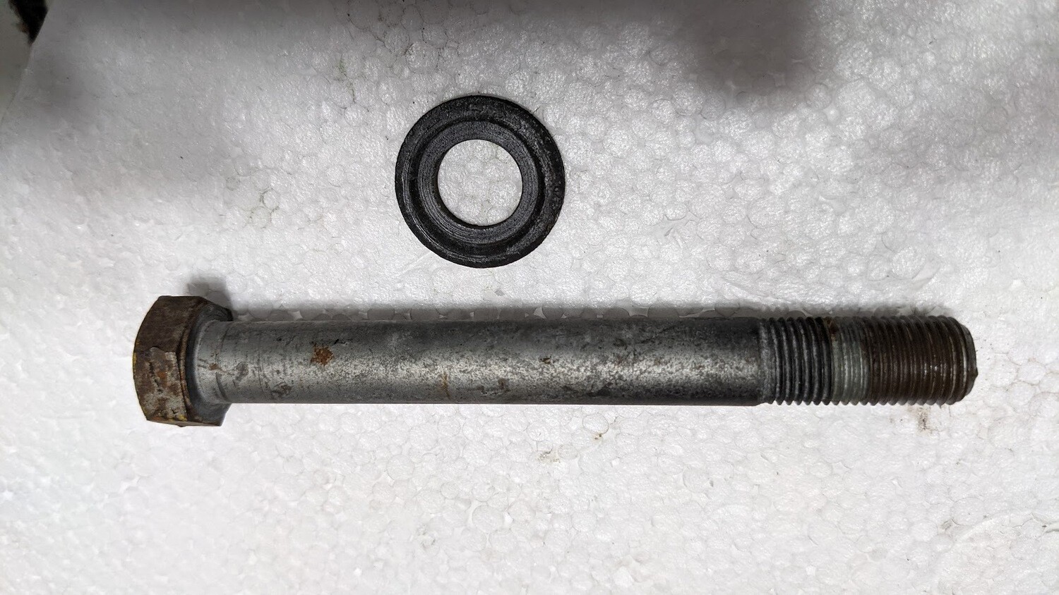Rolls Royce Silver Spirit Spur Dawn FRONT suspension BOLT FOR UR22863