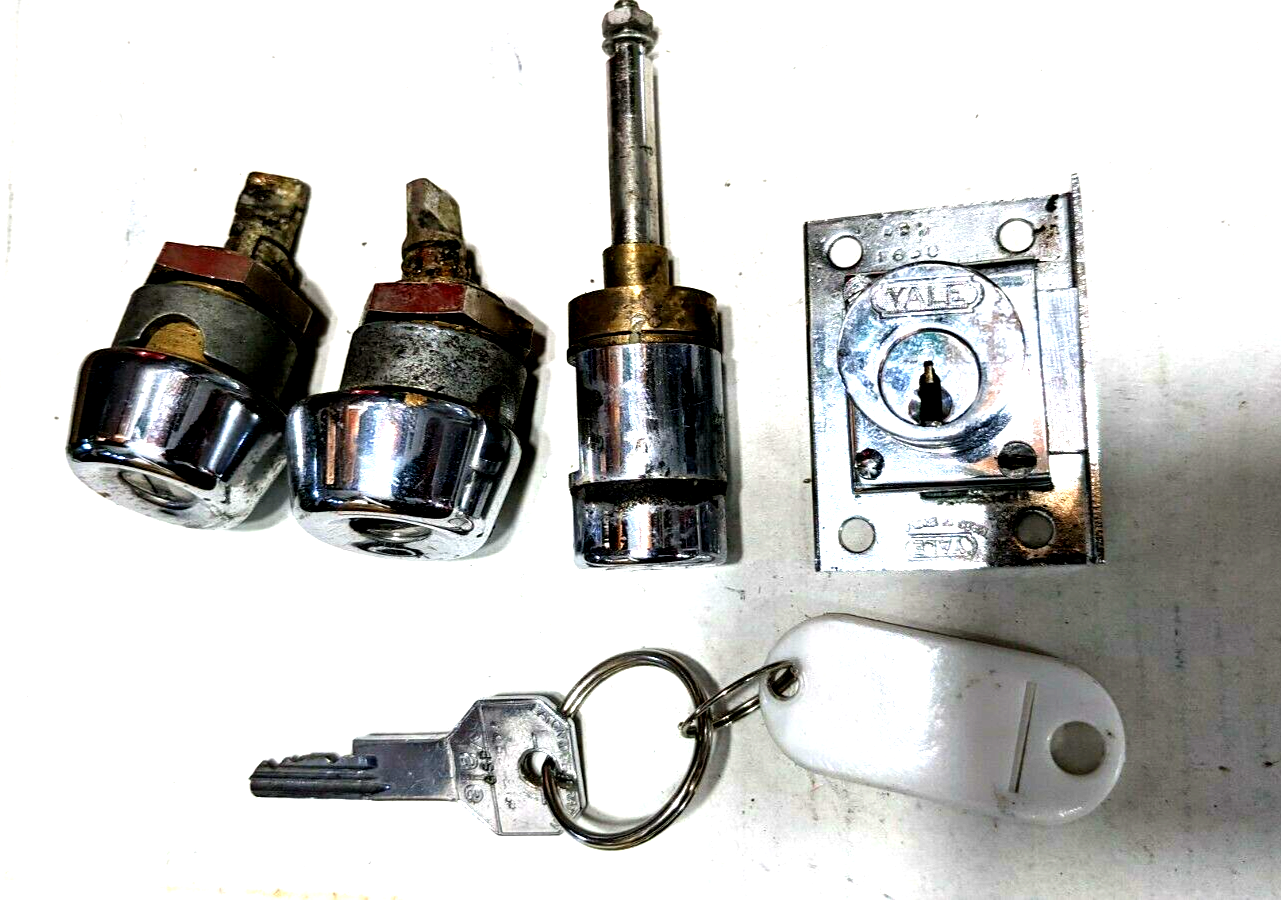 ROLLS ROYCE SILVER SHADOW LOCK KIT, DOORS, TRUNK AND GLOVE BOX LIST2