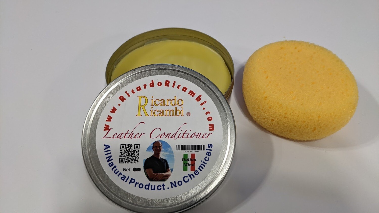 Ricardo Ricambi Leather Conditioner 4 oz with applicator
