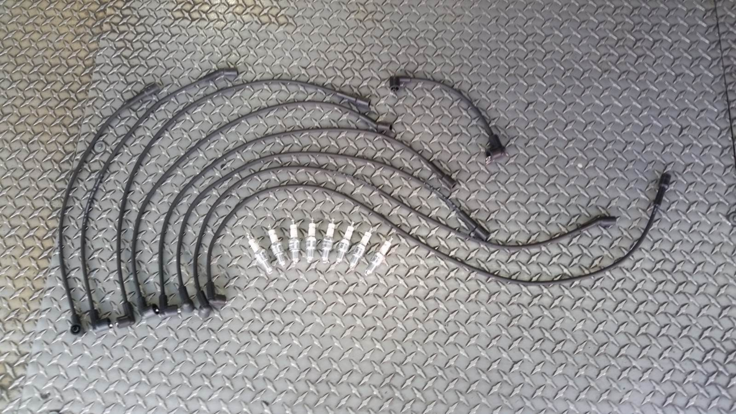 ROLLS-ROYCE SILVER SPUR AIR FILTER UE44052 distributor cap and rotor wires plugs