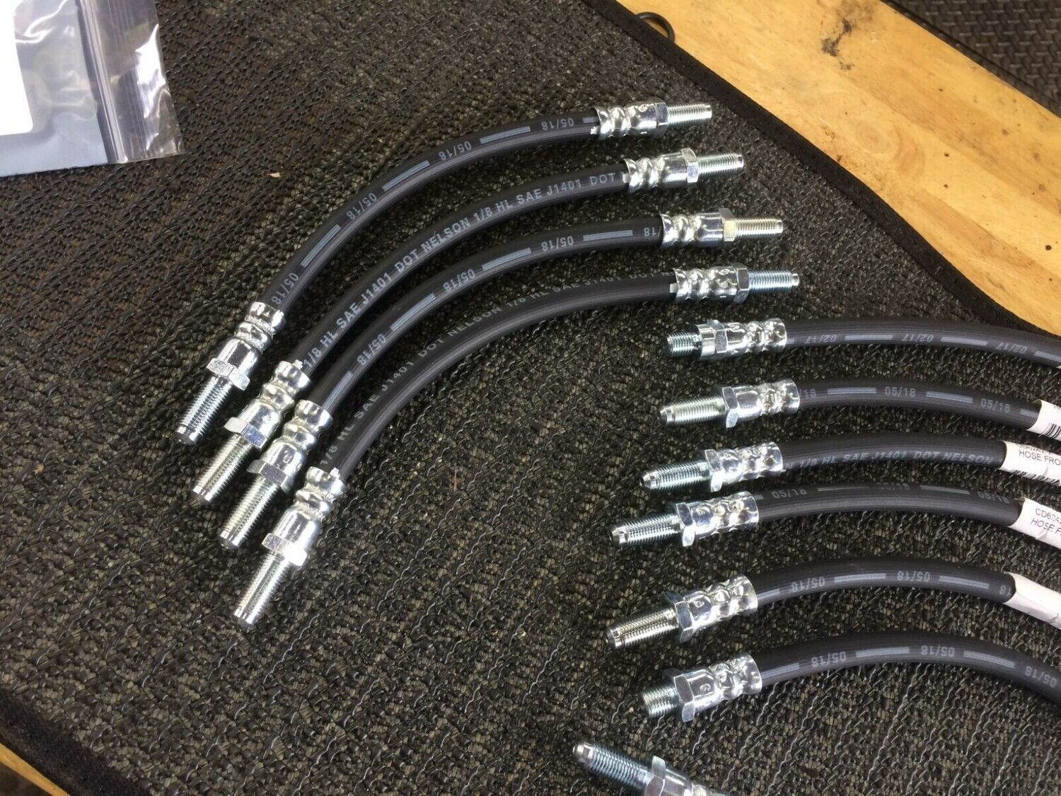 ROLLS ROYCE SILVER SHADOW BRAKE CALIPER AND SUSPENSION HOSE SET LHD FOR BRAKE FUILD
