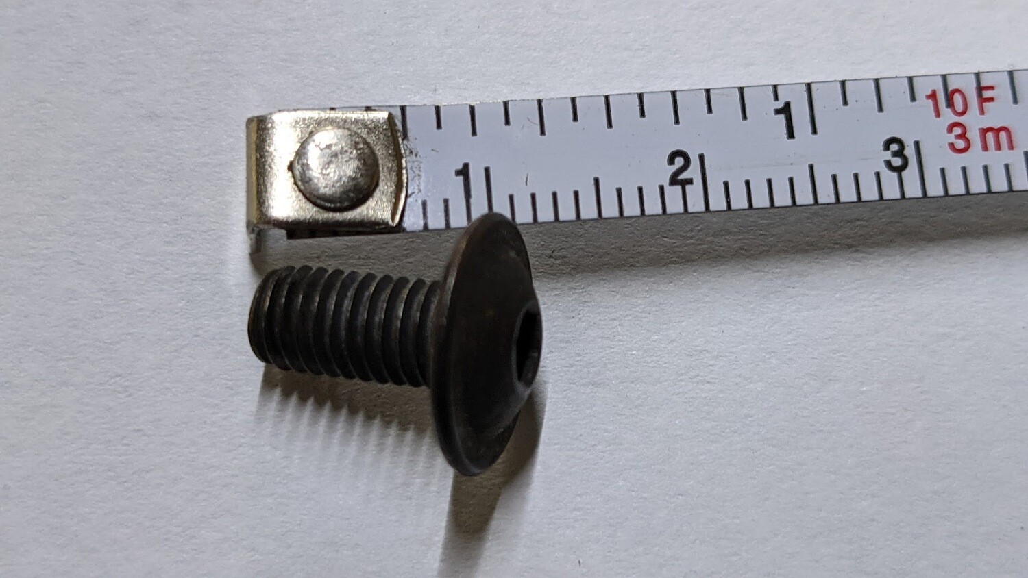 FERRARI 360 SPIDER PART GLOVE BOX FASTENING SCREW ONE 64460500