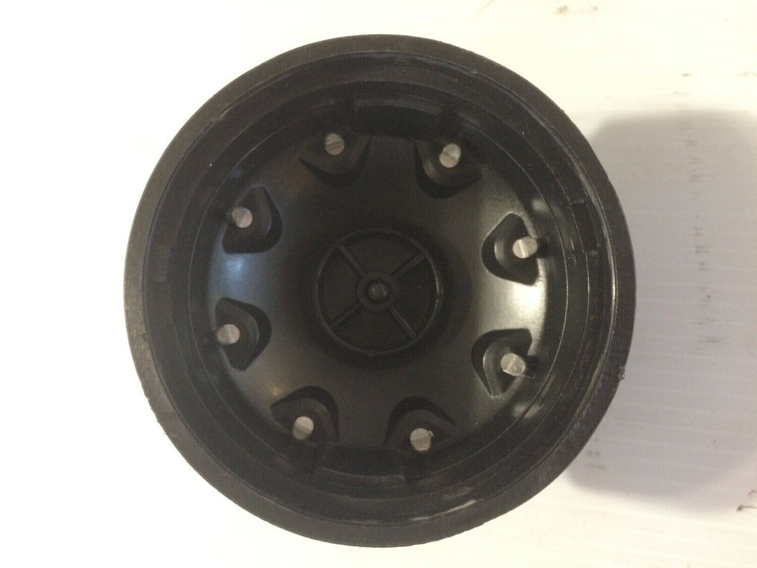 ROLLS ROYCE SILVER SHADOW SPUR DISTRIBUTOR CAP LUCAS PUSH ON WIRE TYPE CD5625 PRE OWNED
