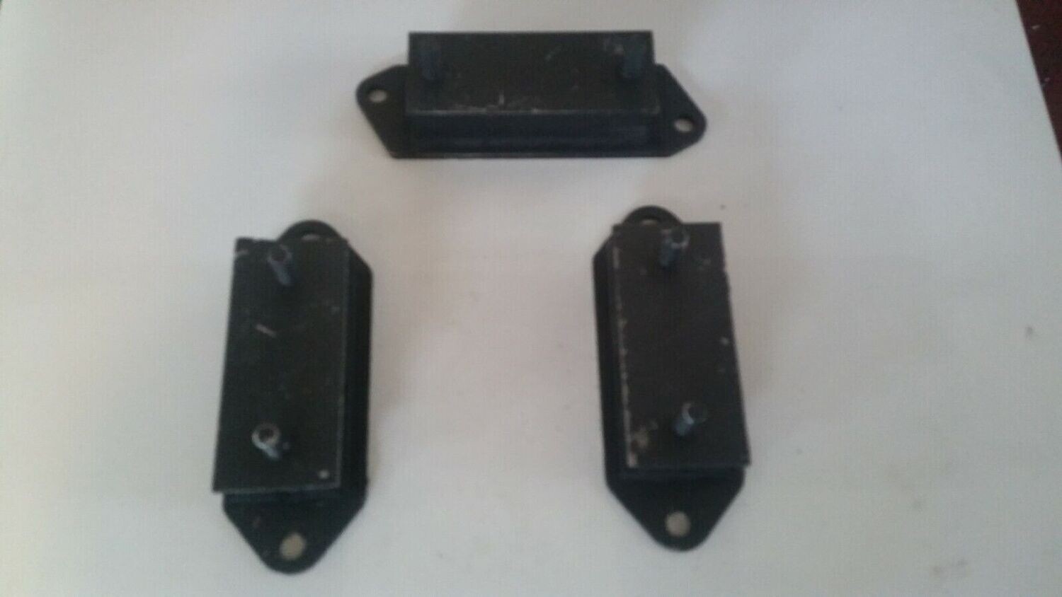 ROLLS ROYCE SILVER SHADOW SPUR ENGINE MOUNT front and rear up to vin 30000