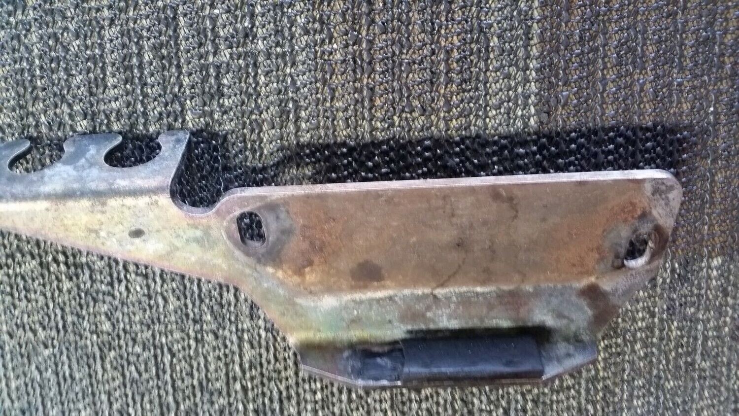 ROLLS ROYCE SILVER SPUR FRONT ENGINE MOUNT STOPPER PLATE, UE75381