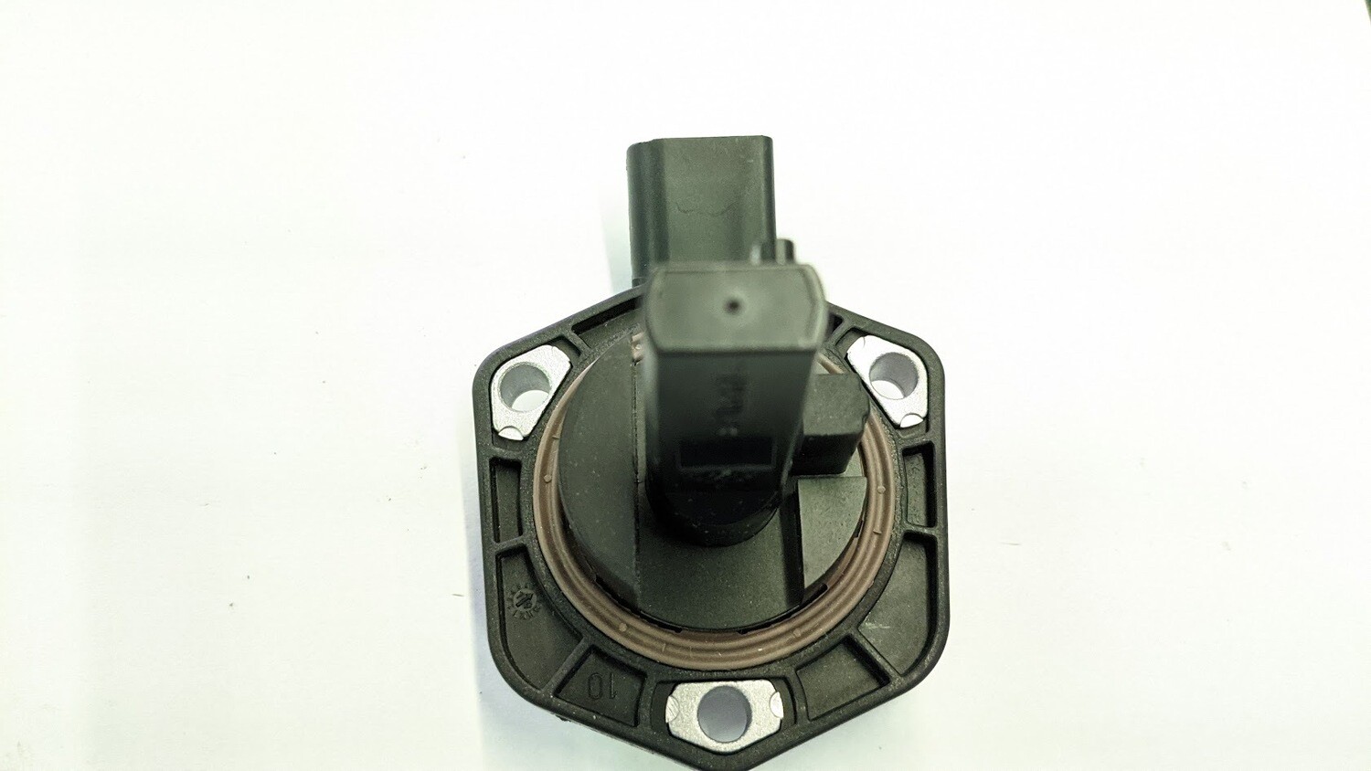 Bentley Continental  GT Coupe Flying Spur 6.0L  W12 engine OIL LEVEL sender