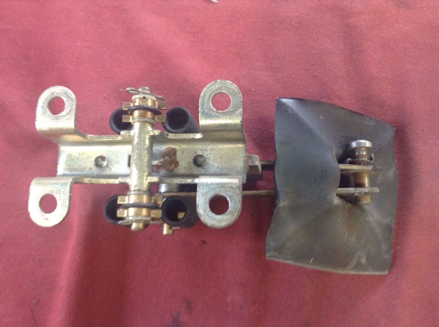 81 - 91 ROLLS-ROYCE SILVER SPUR RIGHT REAR OR LEFT DOOR CHECK