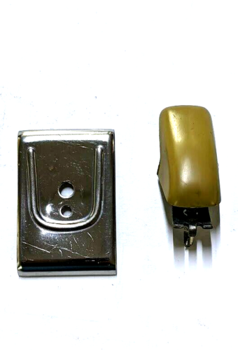 81 - 98 ROLLS ROYCE SILVER SPUR INTERIOR COAT HANGER UB39377