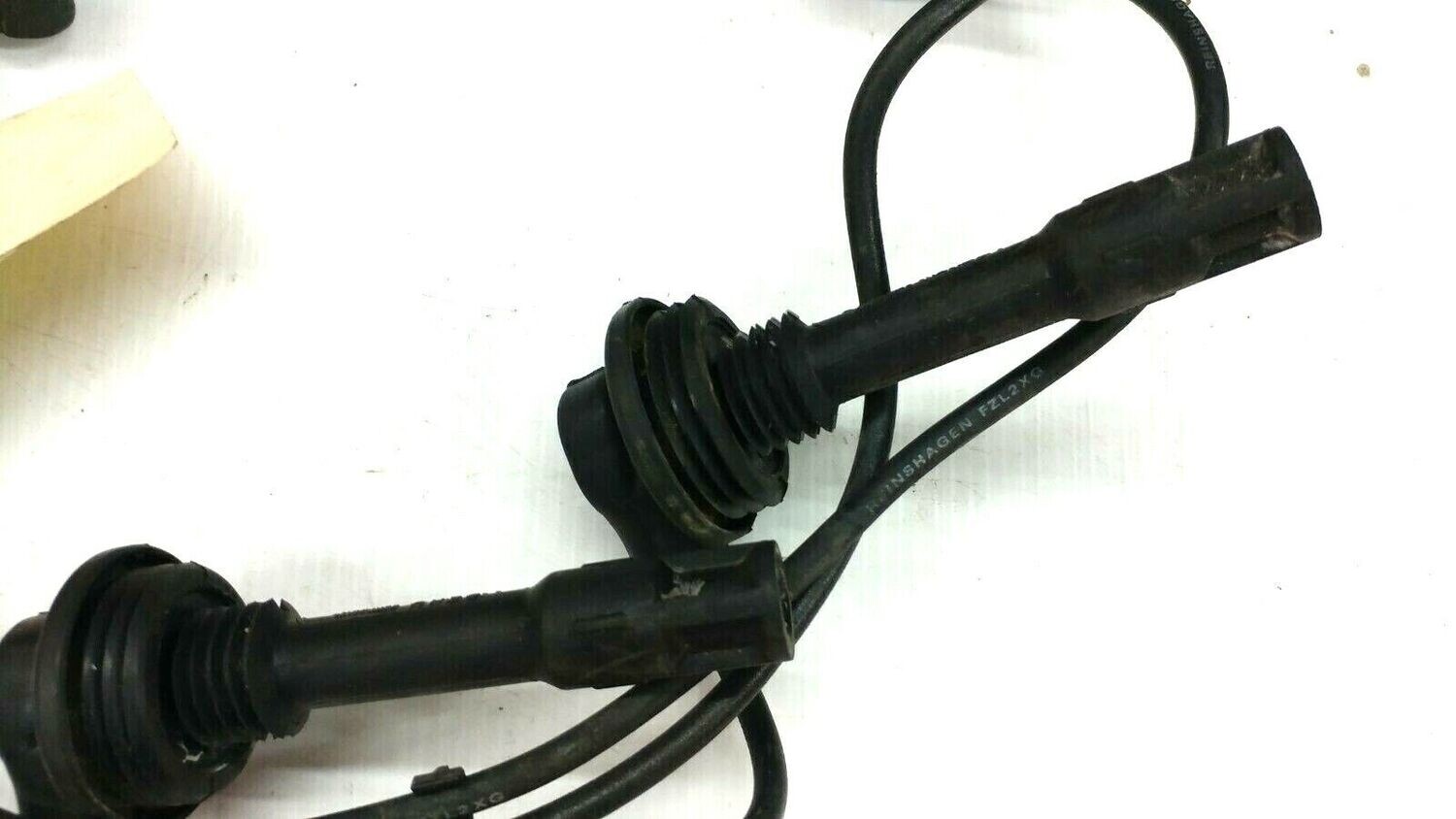 FERRARI 348 PARTS  ignition wire set of 4 left side all working 188911
