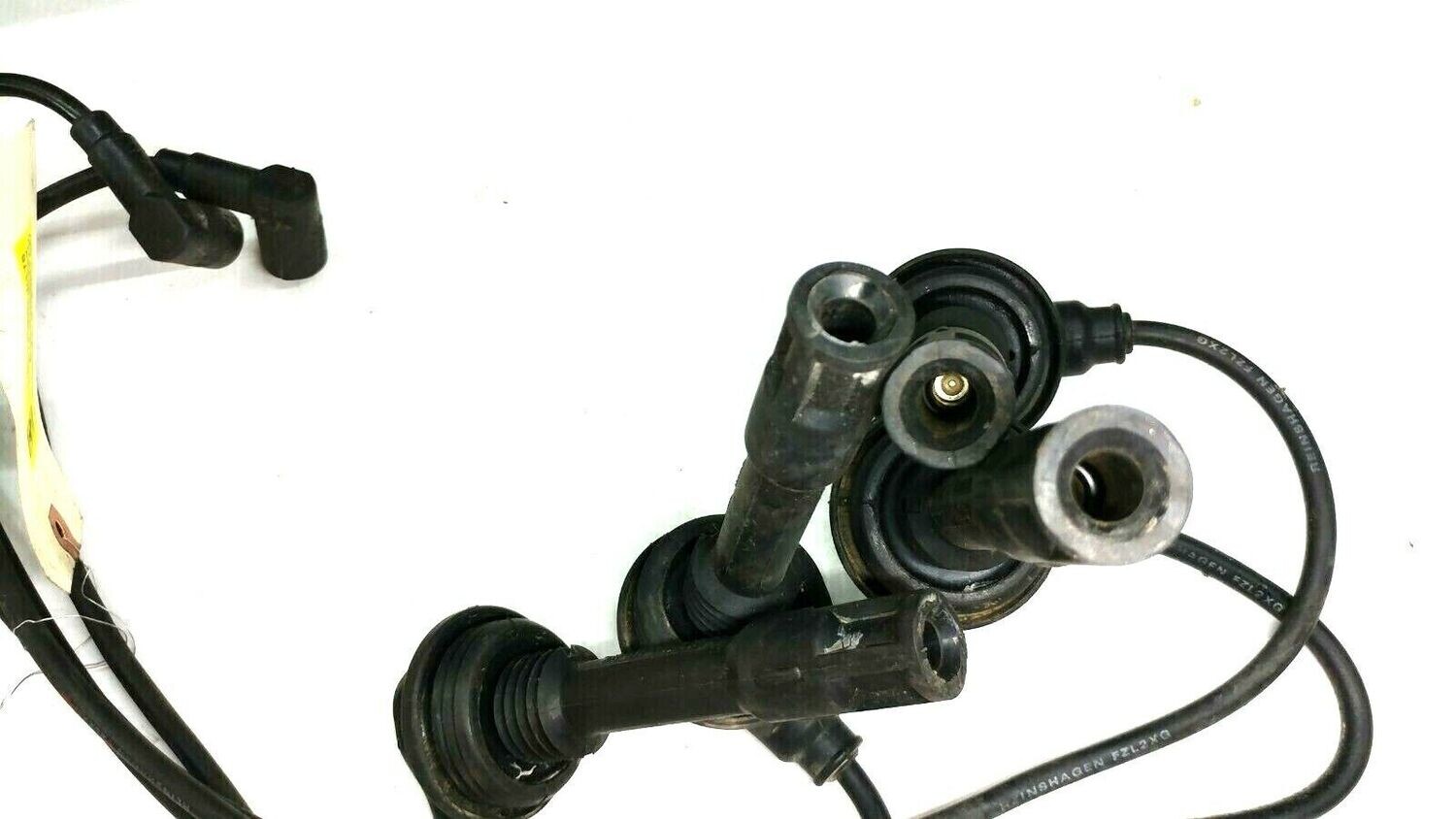 FERRARI 348 PARTS  ignition wire set of 4 left side all working 188911