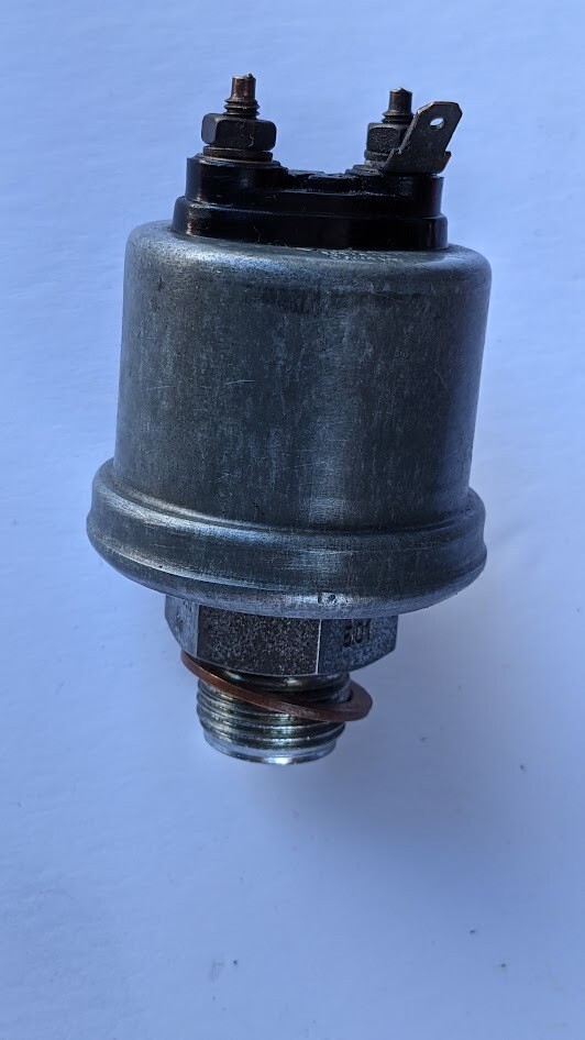 relist FERRARI 360 PART OIL PRESSURE SENDER 135940