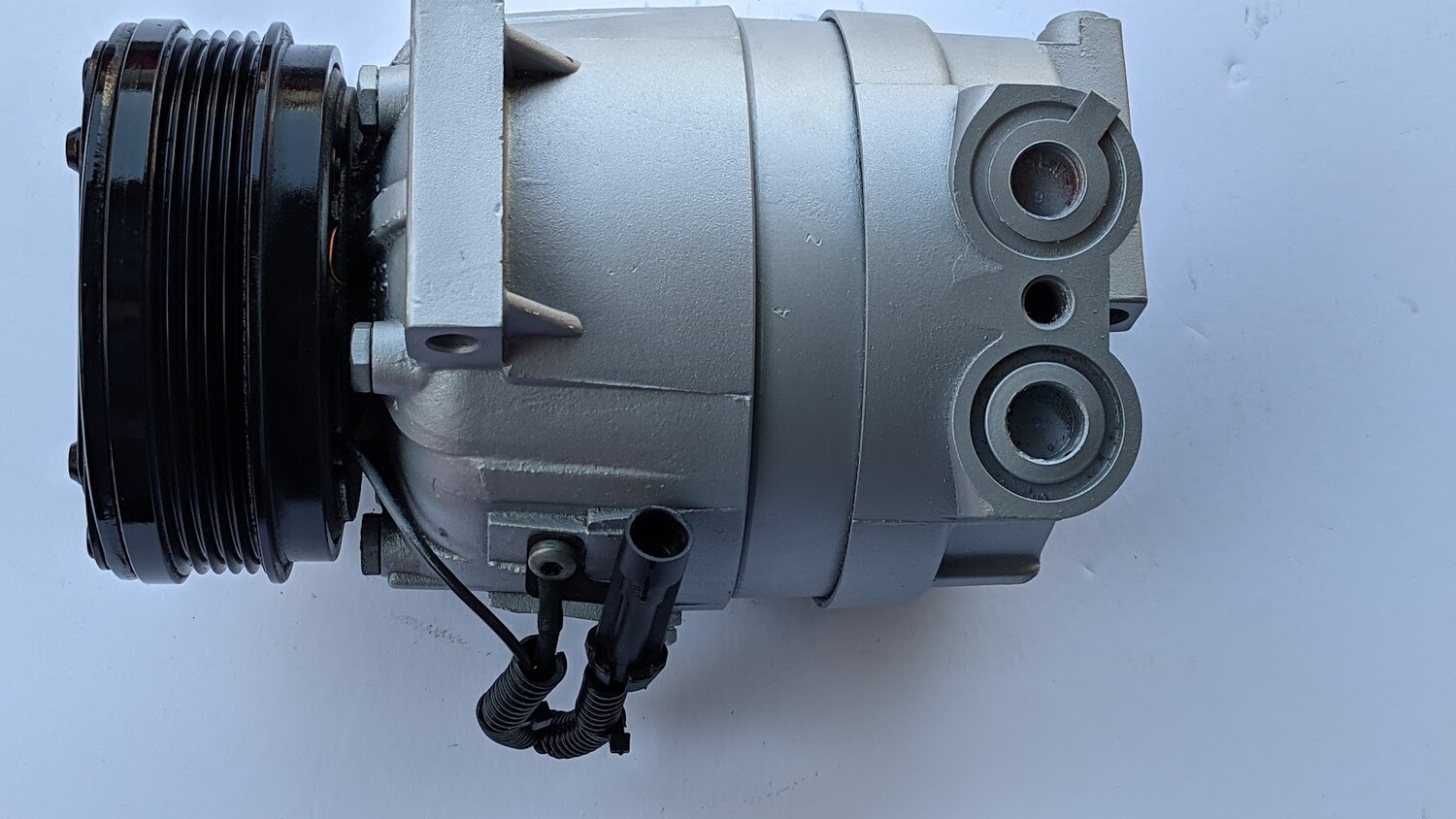 FERRARI 360 PART AIR CONDITIONING COMPRESSOR 180041