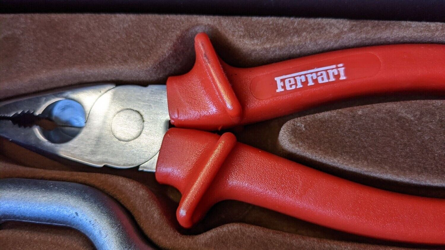 FERRARI 456M GTA PART AND 355 TOOL BOX COMPLETE 166447