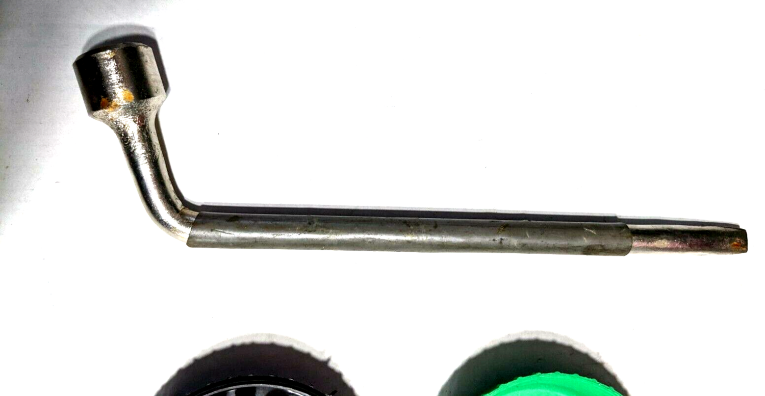 FERRARI 308 GTSi  tool kit FLOOR JACK LUG WRENCH POUCH 118345