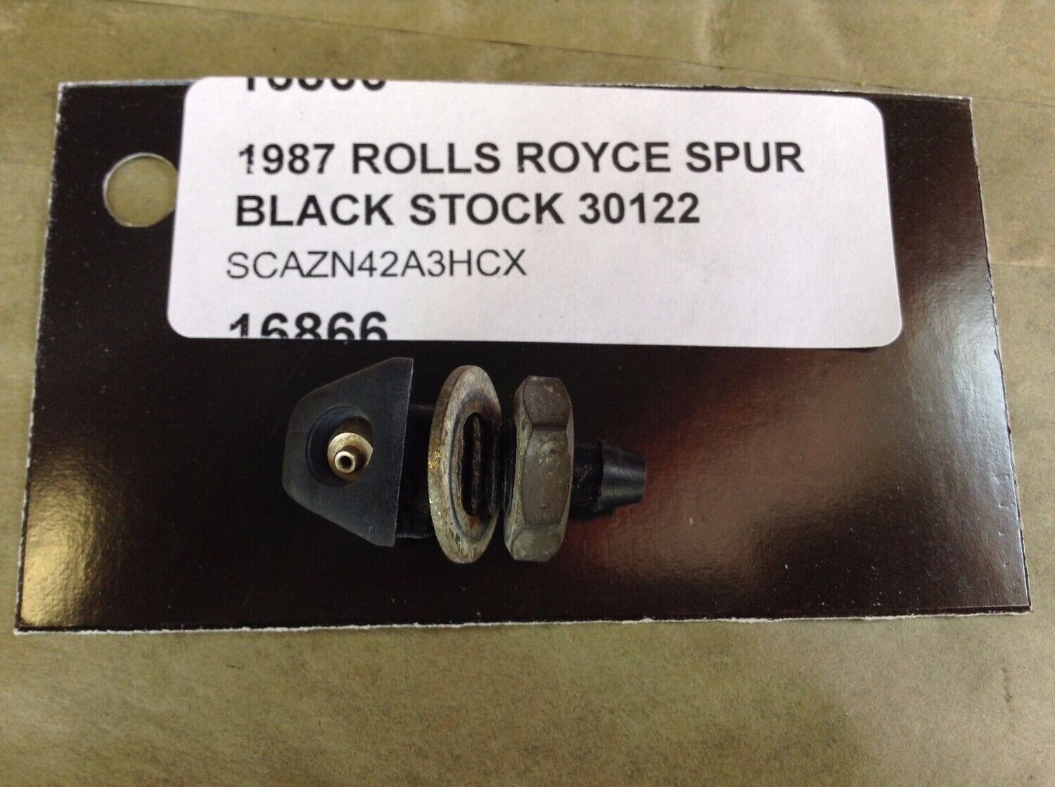 81 - 98 ROLLS ROYCE SILVER SPUR WINDSHIELD WIPER NOZZLE