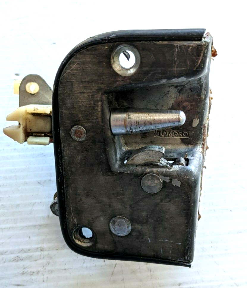 Relist FERRARI 308 GTSi PART RIGHT DOOR LATCH ASSEMBLY 20170809