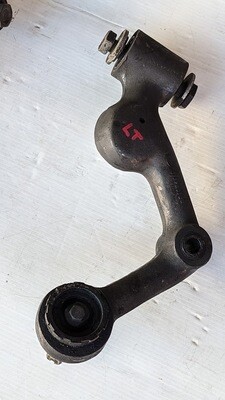 Rolls Royce Silver Shadow FRONT UPPER CONTROL ARM complete right and left UR17401 UR17400