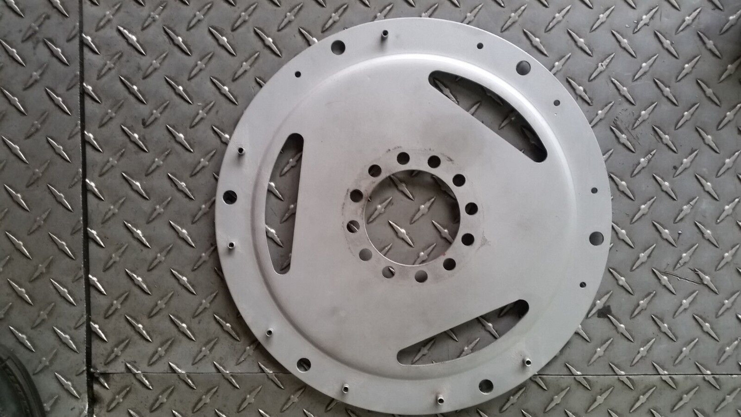 Rolls Royce Silver Spirit Spur  Flywheel TRANSMISSION  flex plate 88 on  UE71109