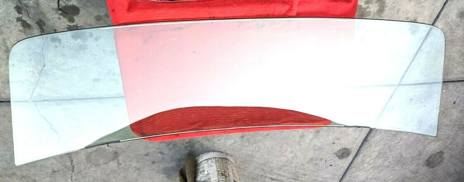 65 - 80 ROLLS ROYCE SILVER SHADOW REAR WINDSHIELD WINDSCREEN UB14766 L1