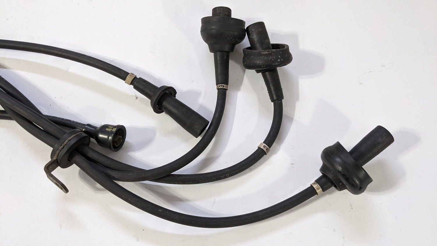 Ferrari 308,328, Mondial. IGNITION WIRES RT BANK 114473