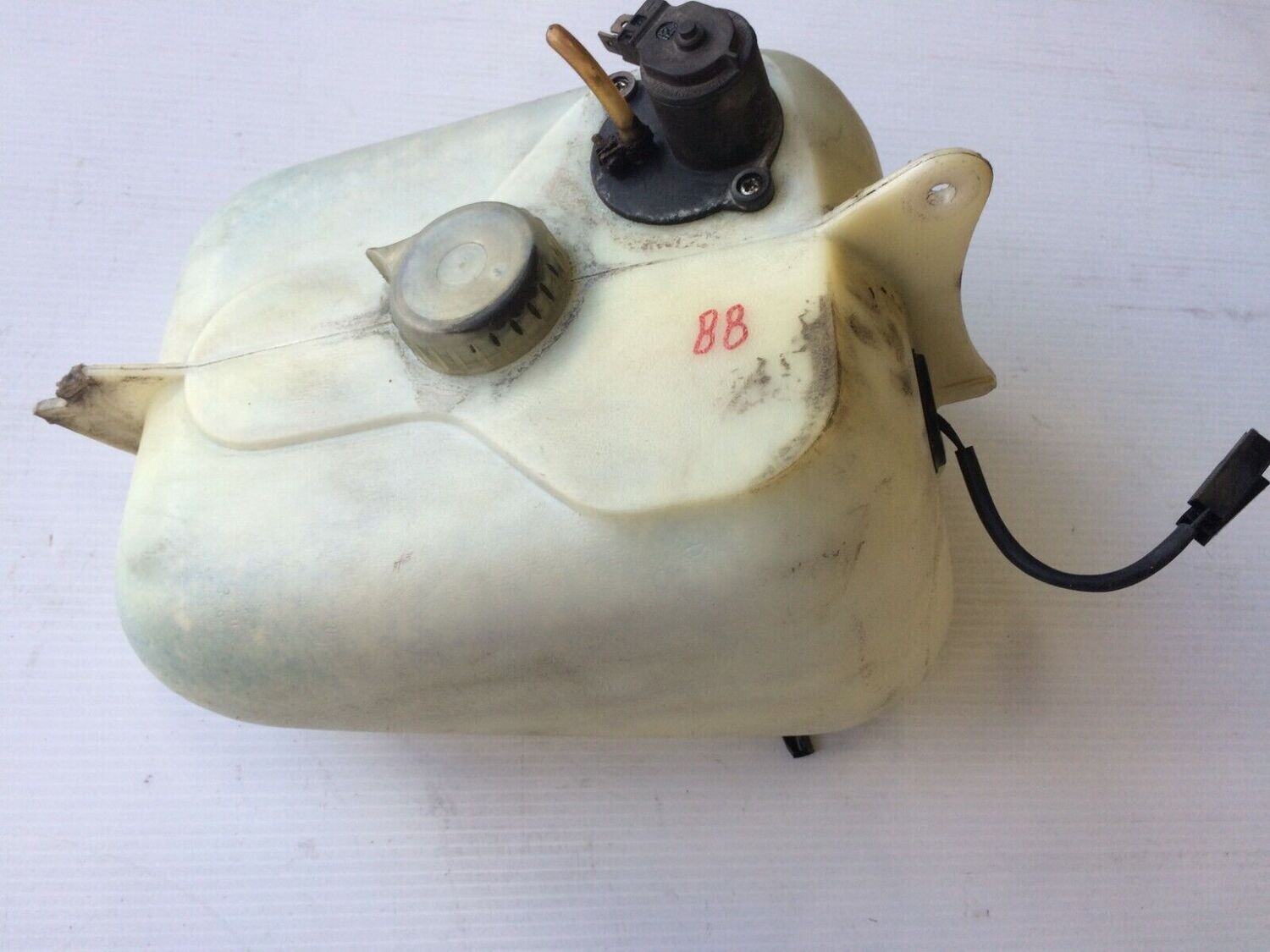 ROLLS ROYCE SILVER SPUR BENTLEY TURBO WINDSHIELD WASHER TANK UD70318 TESTED bott