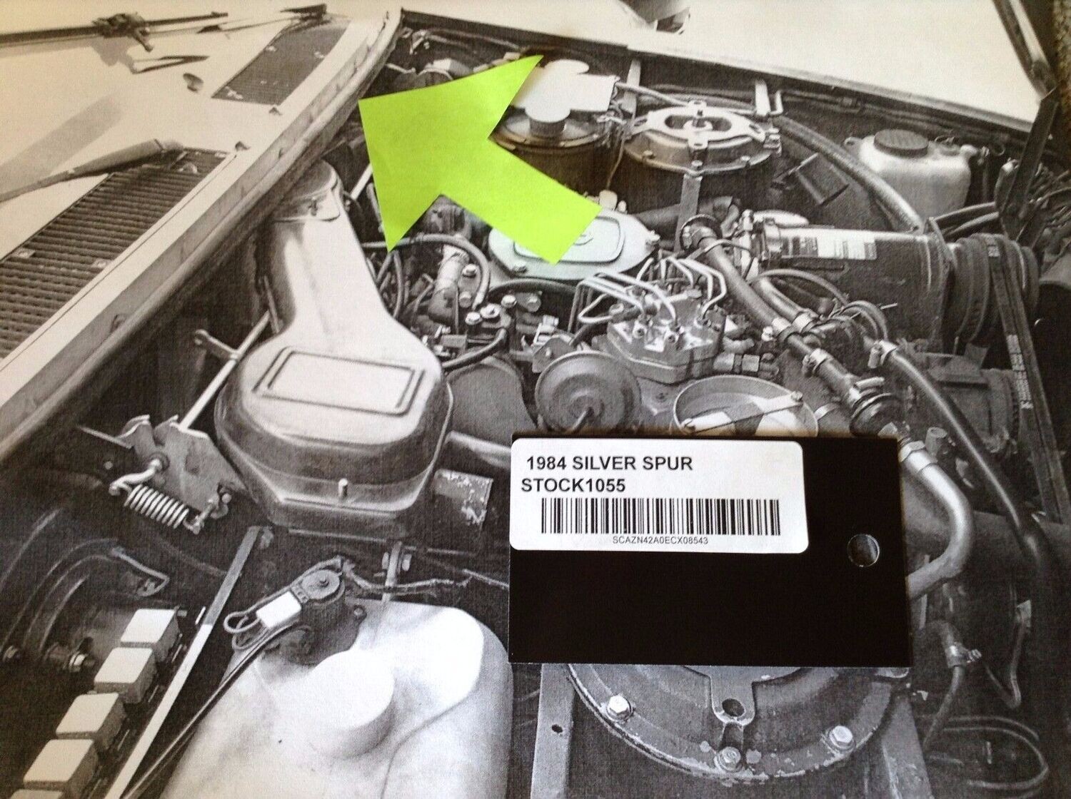 ROLLS-ROYCE 86 SILVER SPUR ENGINE BAY UPPER WEATHER STRIP SEAL