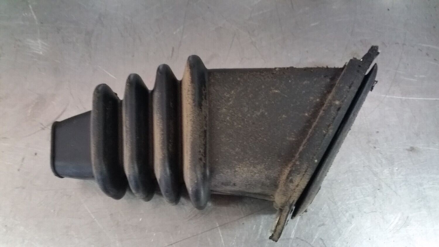 81 - 91 ROLLS-ROYCE SILVER SPUR ENGINE COMPARTMENT SEAL