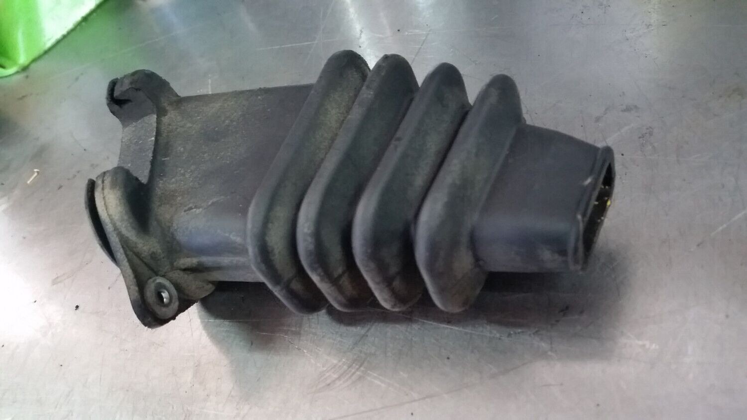 81 - 91 ROLLS-ROYCE SILVER SPUR ENGINE COMPARTMENT SEAL