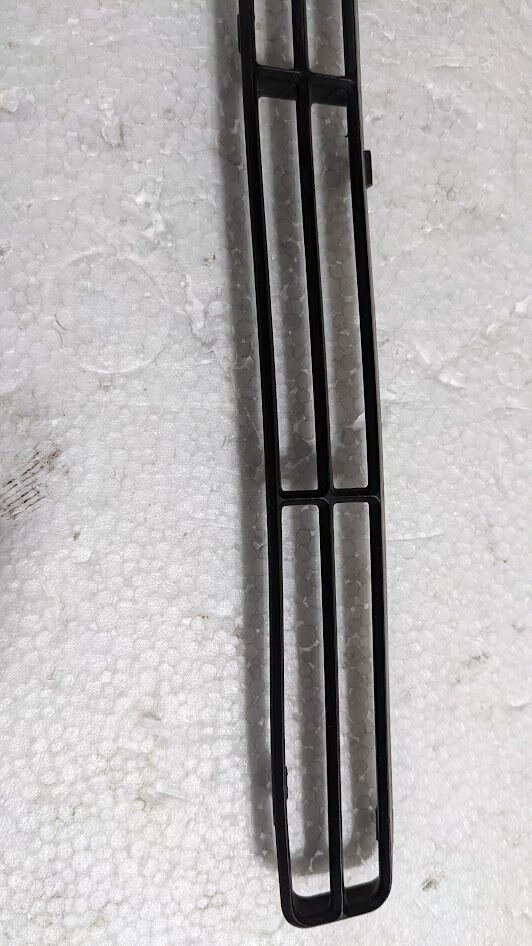 ROLLS ROYCE SILVER SPIRIT SPUR DEFROSTER DASH CONDITIONING AC GRILLE