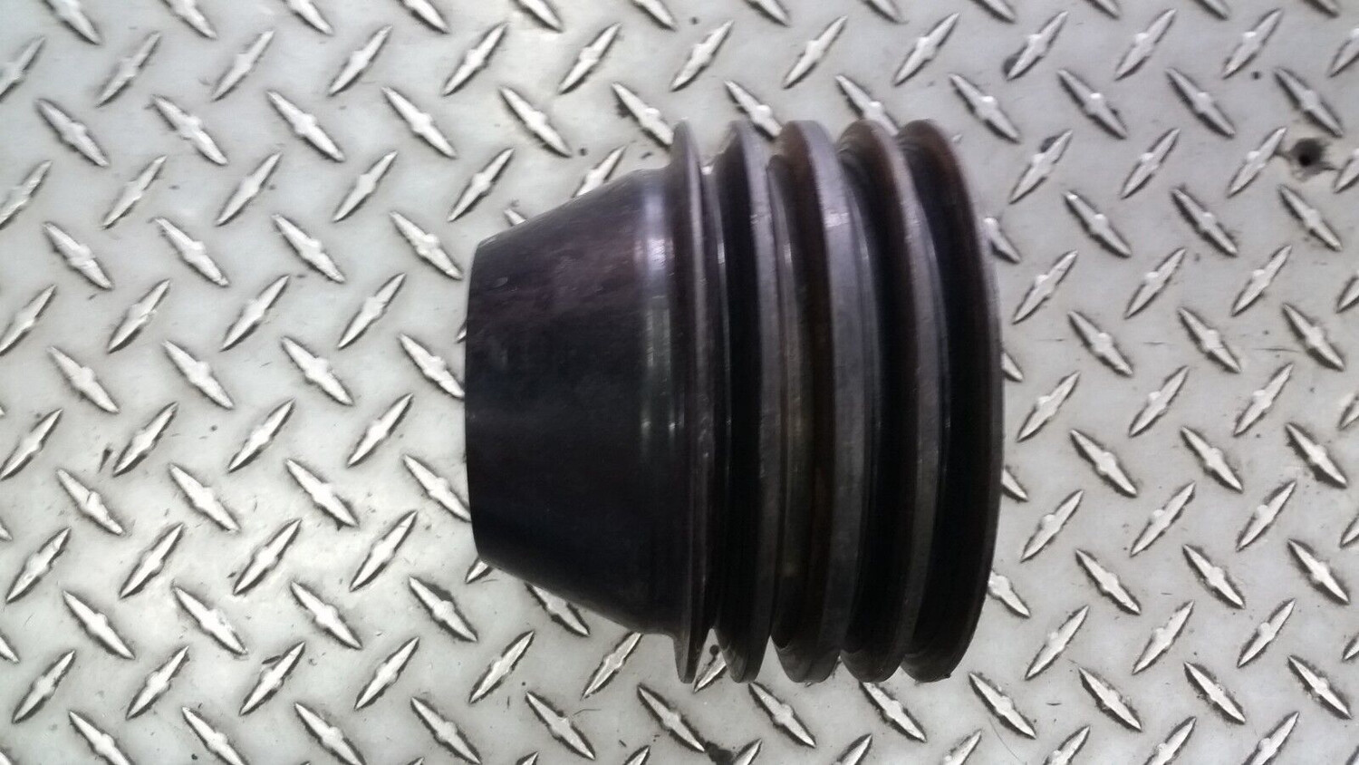 Rolls Royce Silver SPUR BENTLEY TURBO  R water cooling pump pulley UE45889