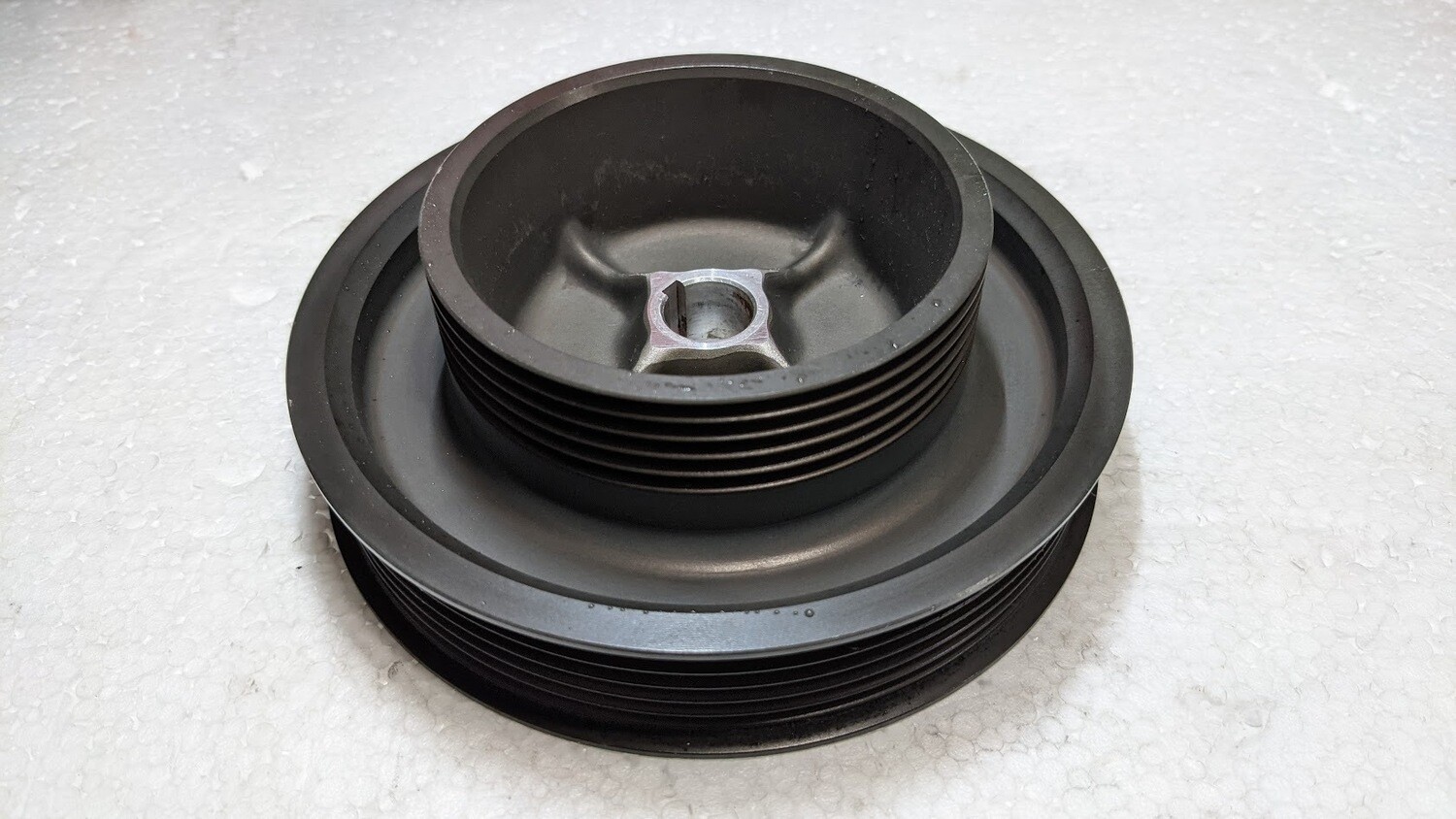 Ferrari part water pump PULLEY 360 355 456 pre owned 176173