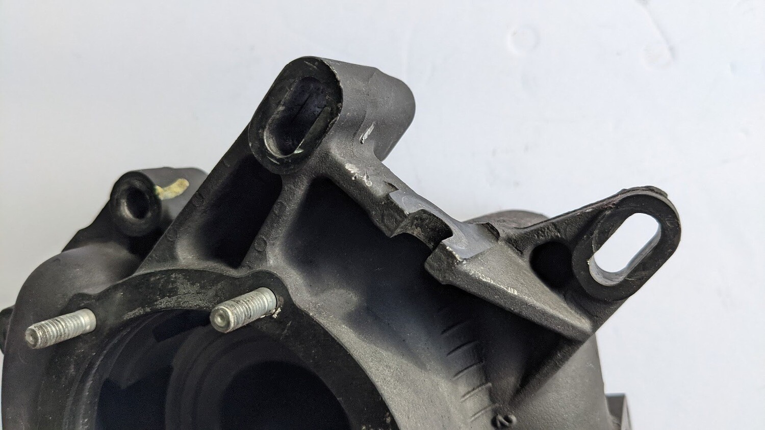 Ferrari part water pump HOUSING 360 355 456 pre owned 176044