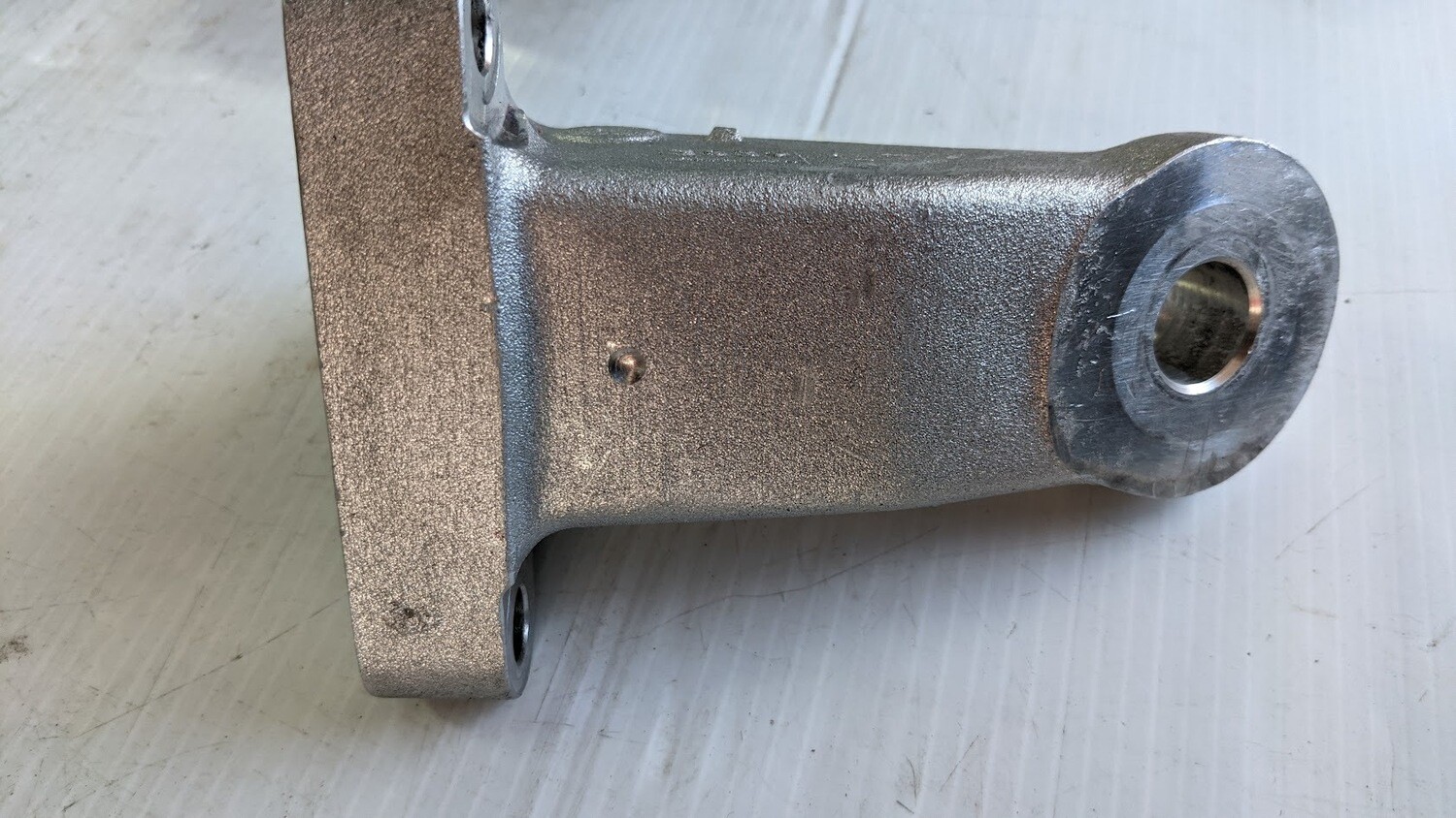 FERRARI 360 SPIDER MODENA ENGINE MOUNT SUPPORT BRACKET 183804