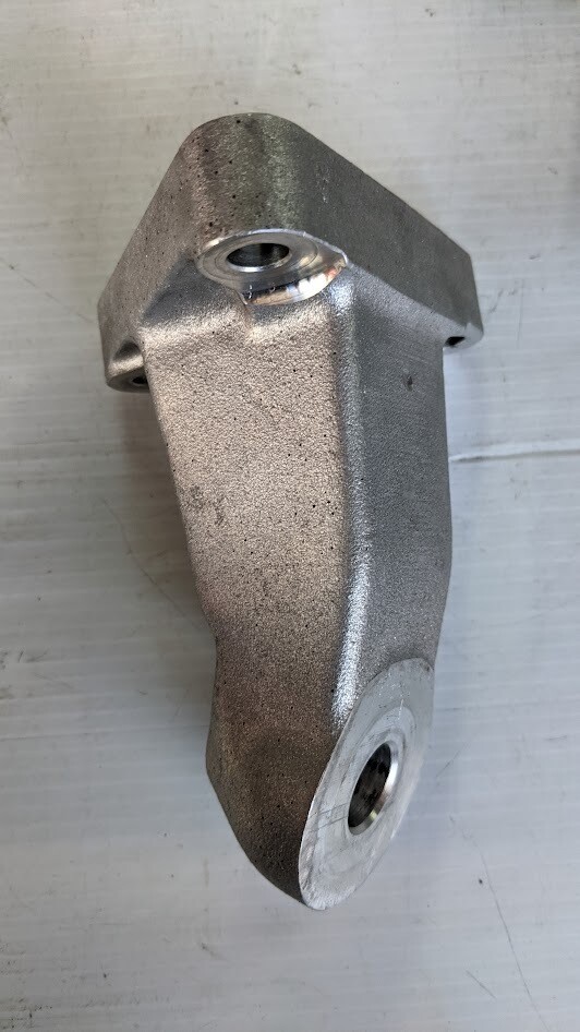 FERRARI 360 SPIDER MODENA ENGINE MOUNT SUPPORT BRACKET 183804