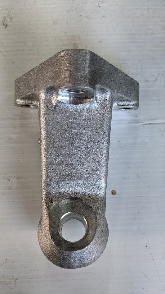 FERRARI 360 SPIDER MODENA ENGINE MOUNT SUPPORT BRACKET 183804