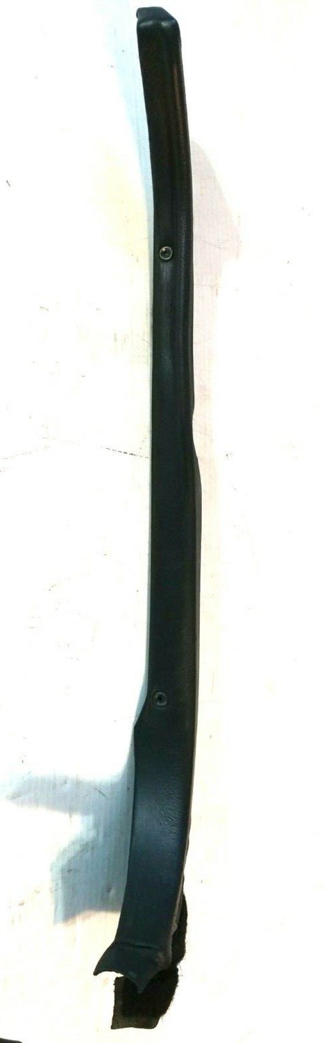 ROLLS ROYCE SILVER SPUR LEATHER A PILLAR MOULDING TRIM BUNDLE black UW20296 UW20297