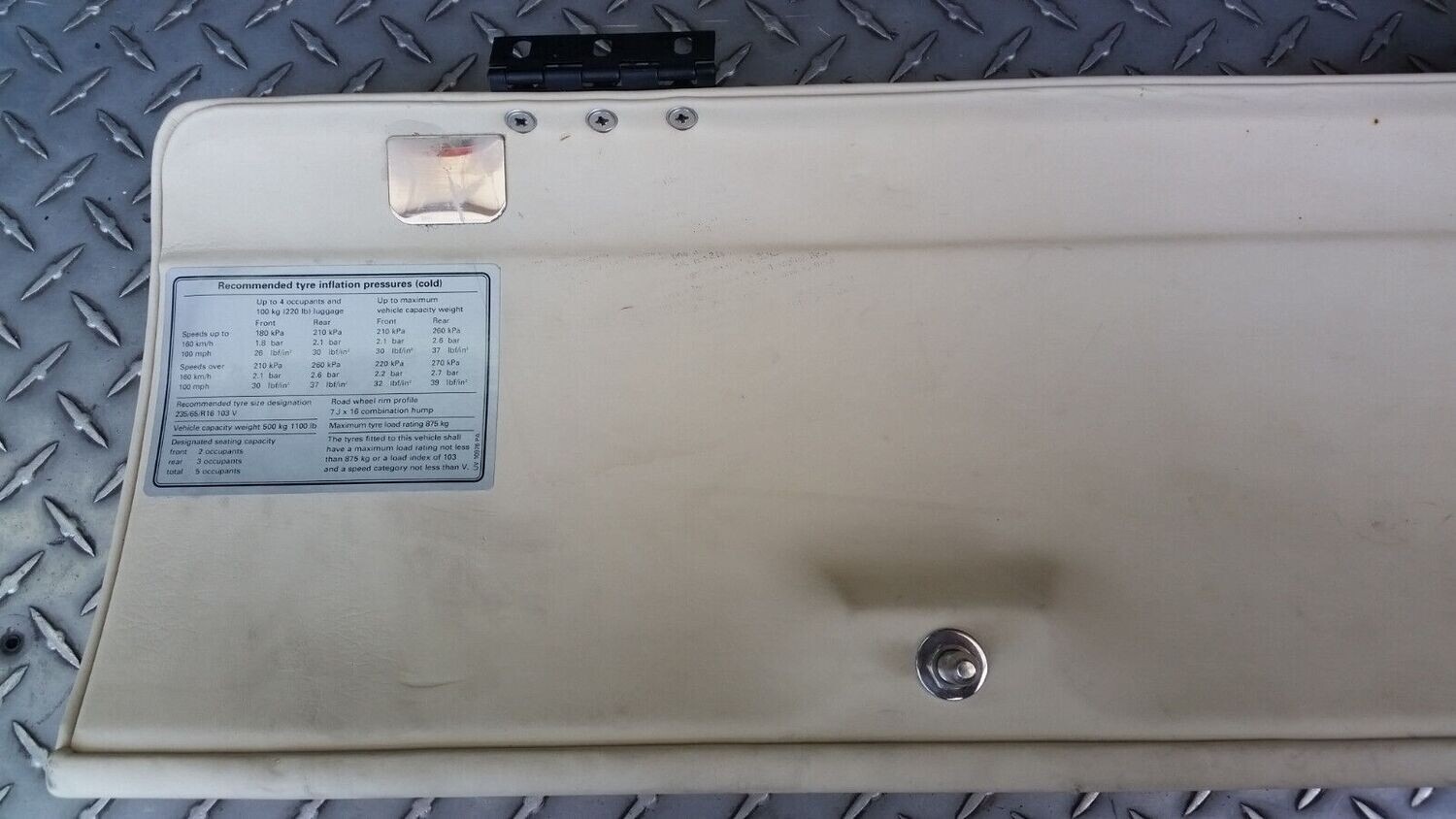 ROLLS ROYCE SILVER SPUR BENTLEY TURBO R L glove box lid LEATHER CREAM UT11179PC