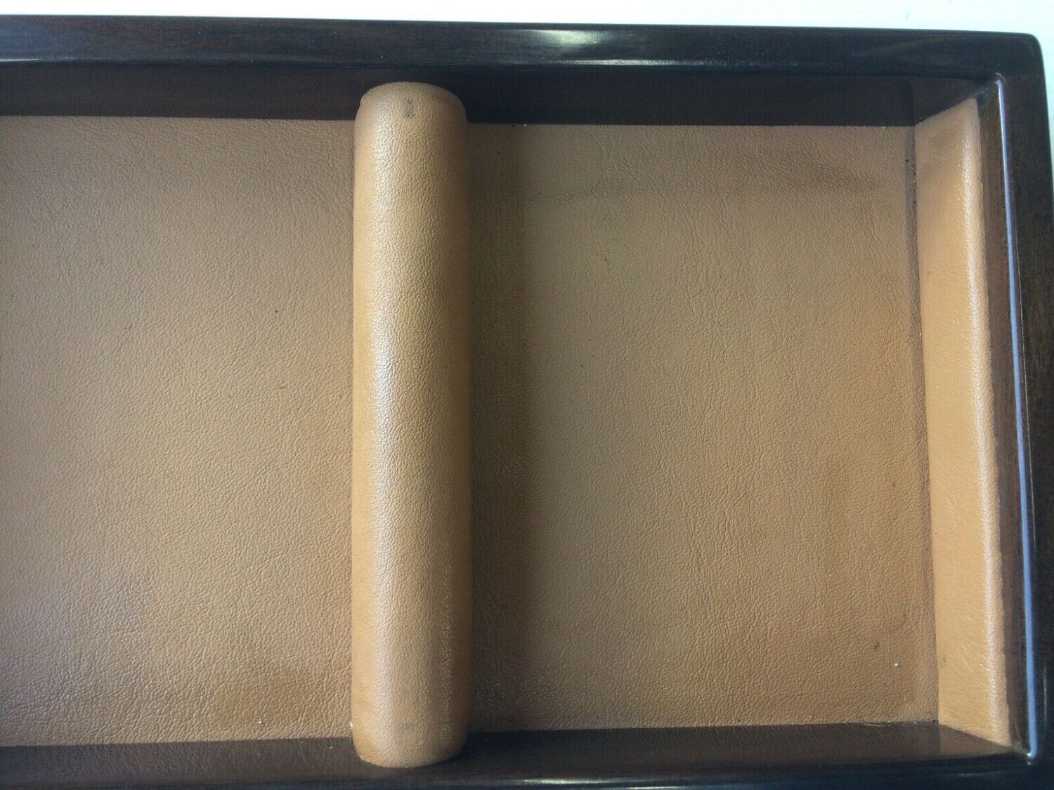ROLLS ROYCE SILVER SPUR CENTER CONSOLE LEATHER WOOD tape TRAY UW17119