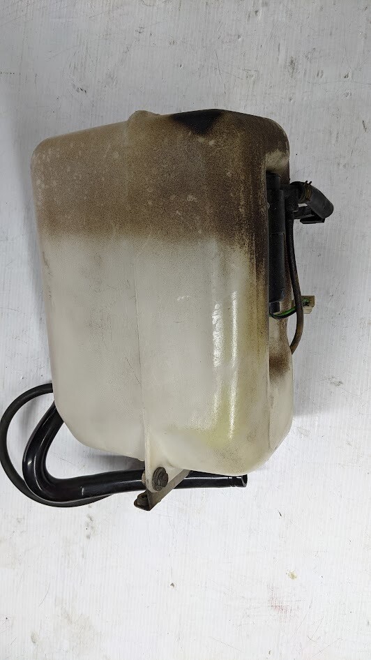 BENTLEY ROLLS ROYCE SILVER SPUR HEADLIGHT washer tank AND  PUMP UD70231