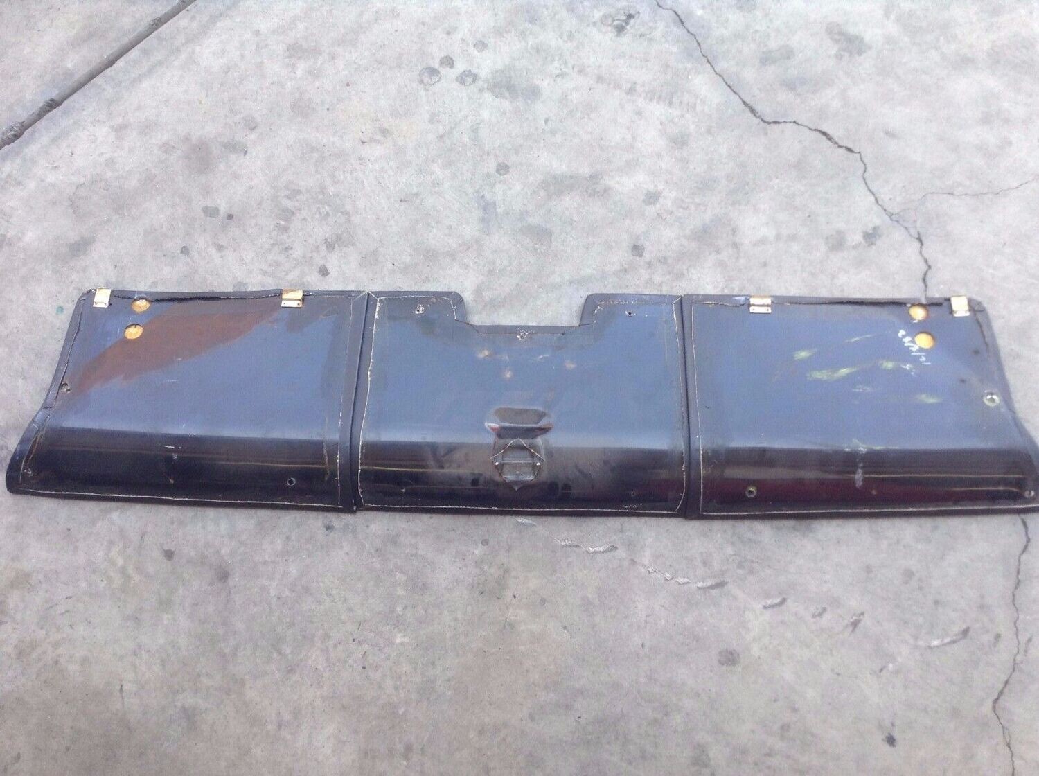 ROLLS-ROYCE SILVER SPUR INNER REAR TRUNK LINER TRIM PANEL