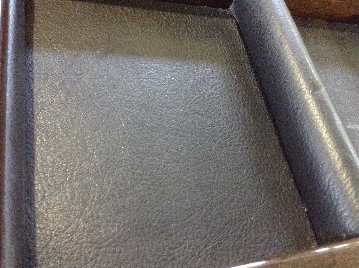 81 - 91 ROLLS ROYCE SILVER SPUR CENTER CONSOLE LEATHER WOOD MONEY TRAY