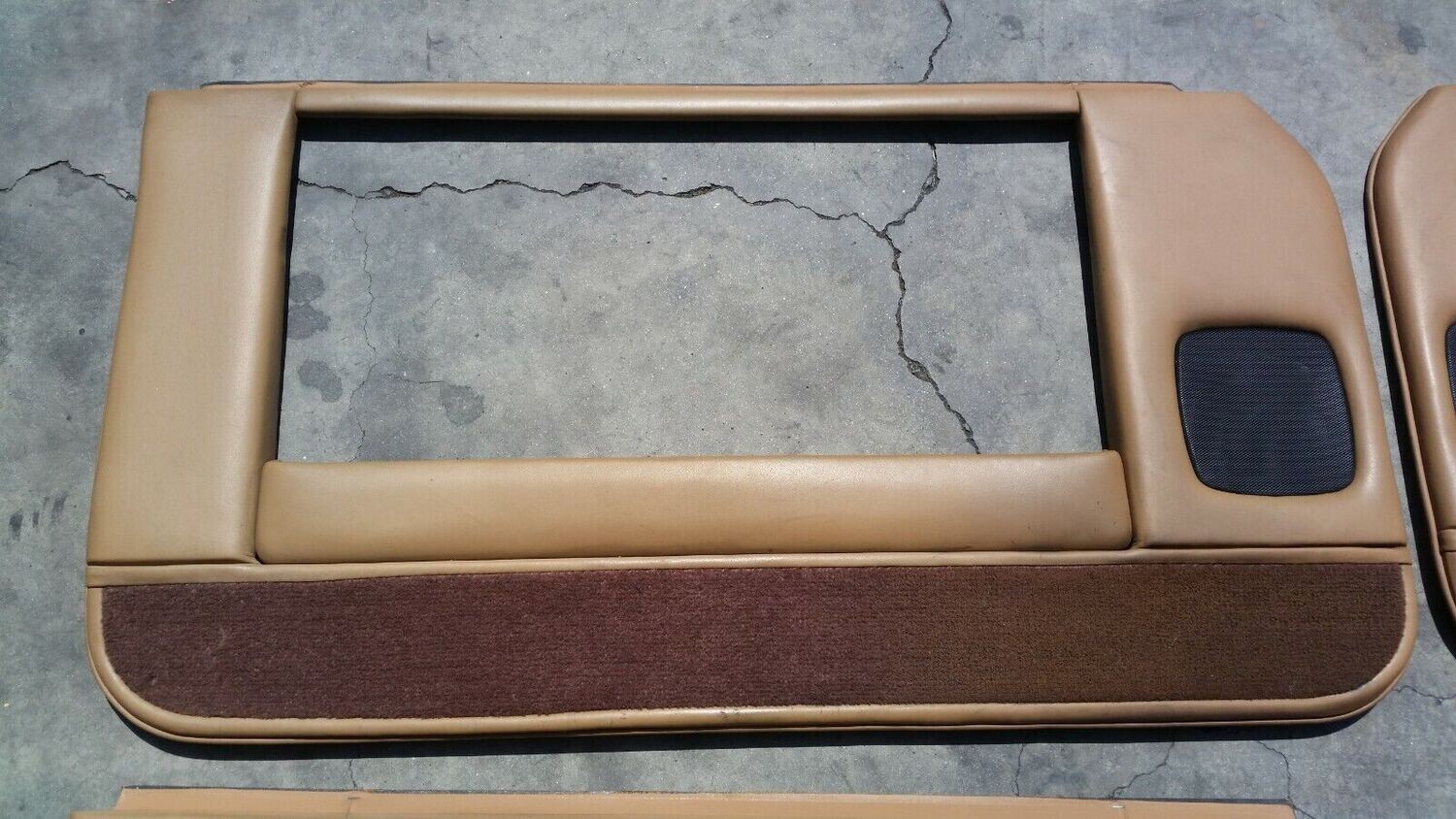 81 93 ROLLS ROYCE SILVER SPIRIT MULSANNE Swb DOOR PANEL LEATHER BUNDLE CAMEL