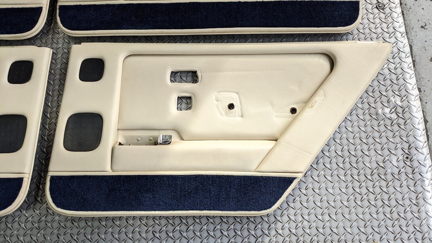91-99 Rolls Royce Silver Spur Spirit DOOR CARDS PANEL ON CREAM AND BLUE
