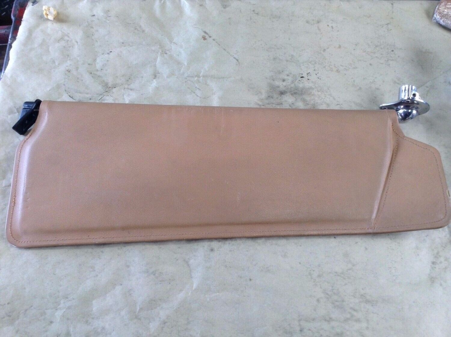 81- 99 ROLLS-ROYCE SILVER SPUR FRONT LEFT and RIGHT SUNVISOR TAN sunshade PAIR TAN