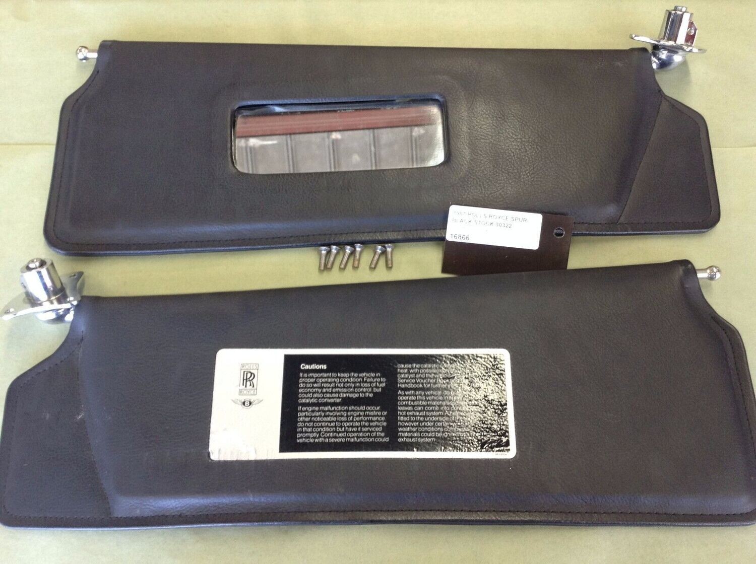81- 99 ROLLS ROYCE SILVER SPUR SUN VISOR SET W/ MIRROR IN BLACK